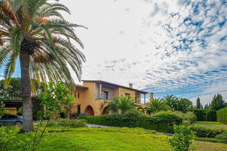 Magnifique villa de caractère à San Antonio