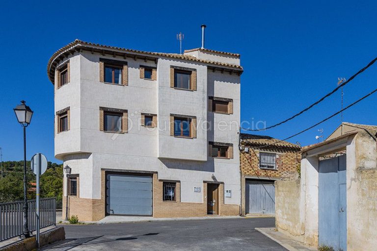 Casa rural en Venta del Moro, Valencia-fr
