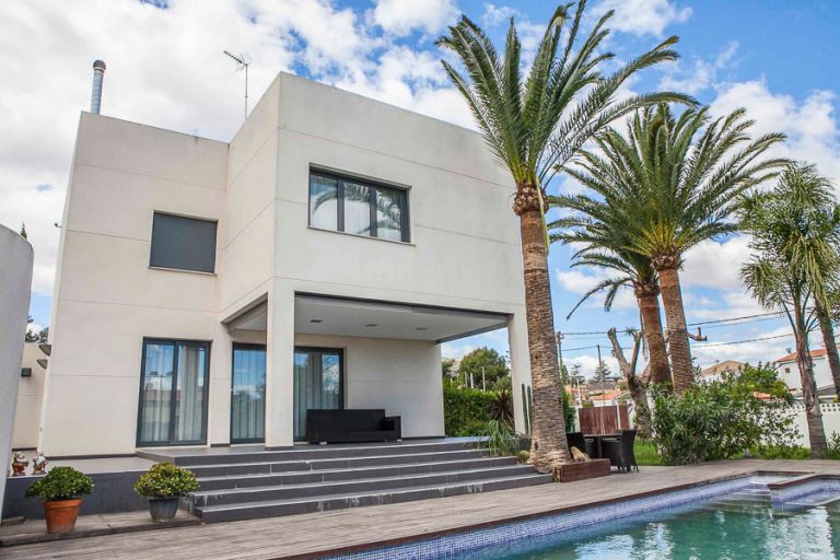 MAISON MODERNE À VENDRE À CALICANTO-VALENCE