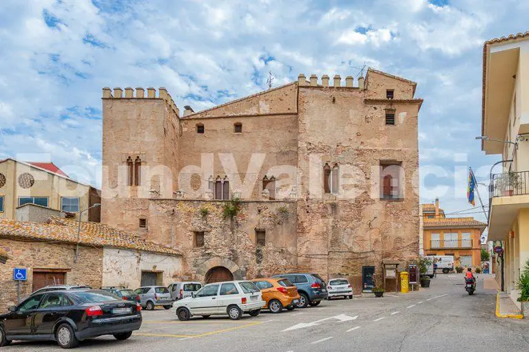 Château Palais d’Albalat de Taronchers : Joyau Historique et Architectural à Valence