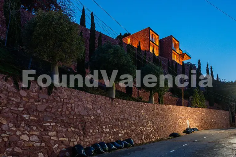 Résidence Privée Unique (3 Maisons) à Monte Picayo, Sagunto.Valencia.