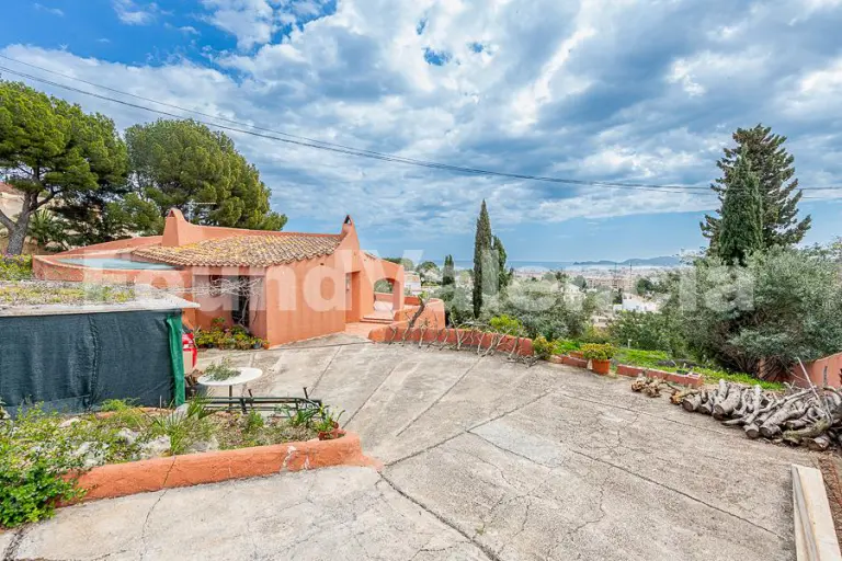 Villa Méditerranéenne de Caractère avec Vue sur la Mer à Jávea