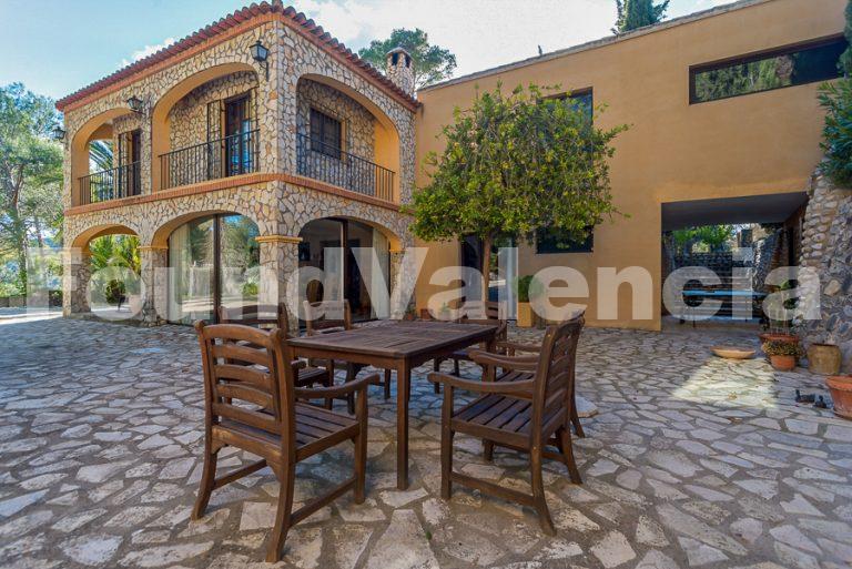 Villa Rustique Unique et Privée avec Piscine – Xàtiva, Valence