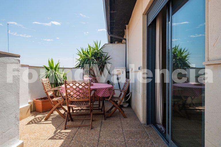 Attique Duplex Exclusif avec Terrasse