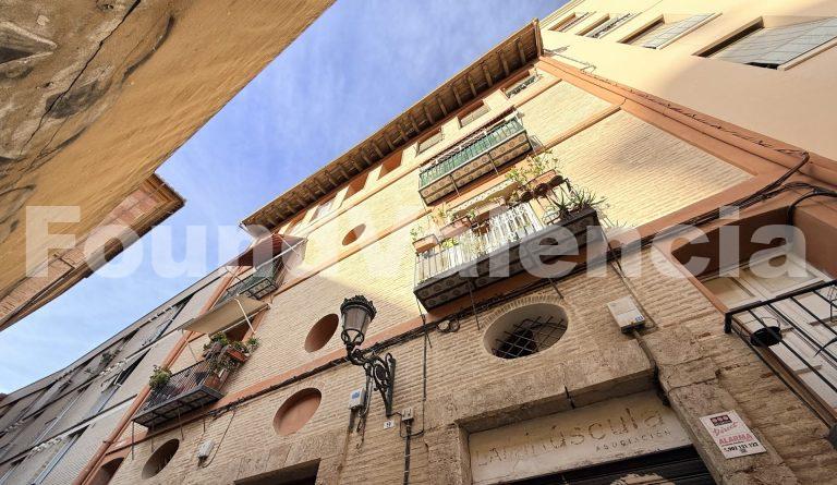 Charme historique et confort moderne au cœur de Velluters