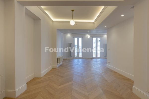 Élégante propriété neuve située Calle Quart, Valence